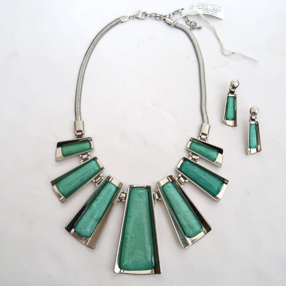 CORONET statement necklace & earring set NWT